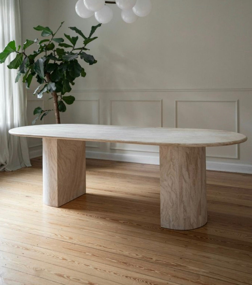Donatella dinning table
