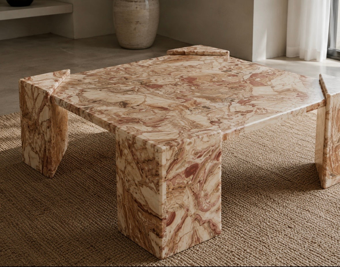 Cardi onyx coffee table