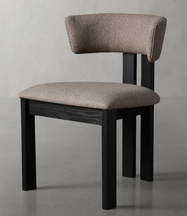 Wolfie Chair