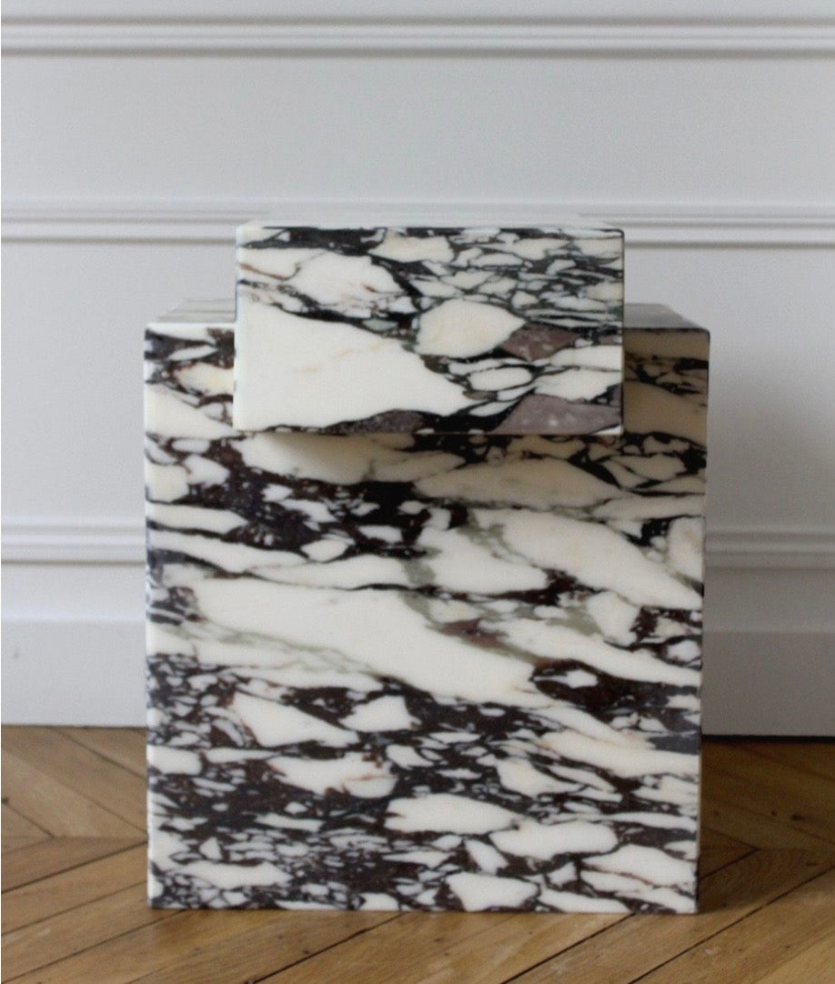 Viola cube side table