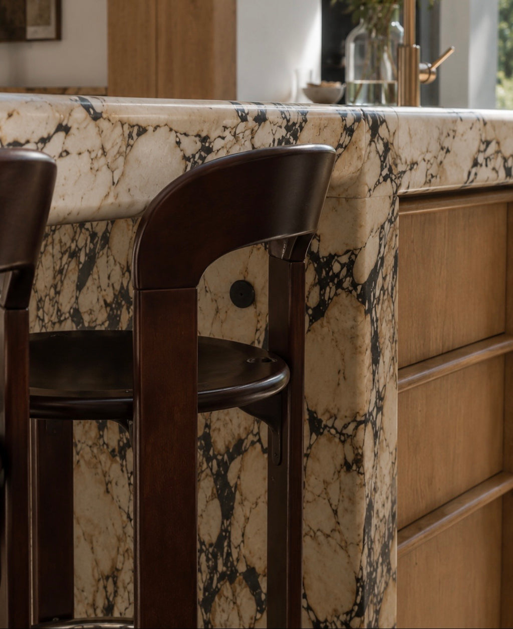 Swadoan barstool