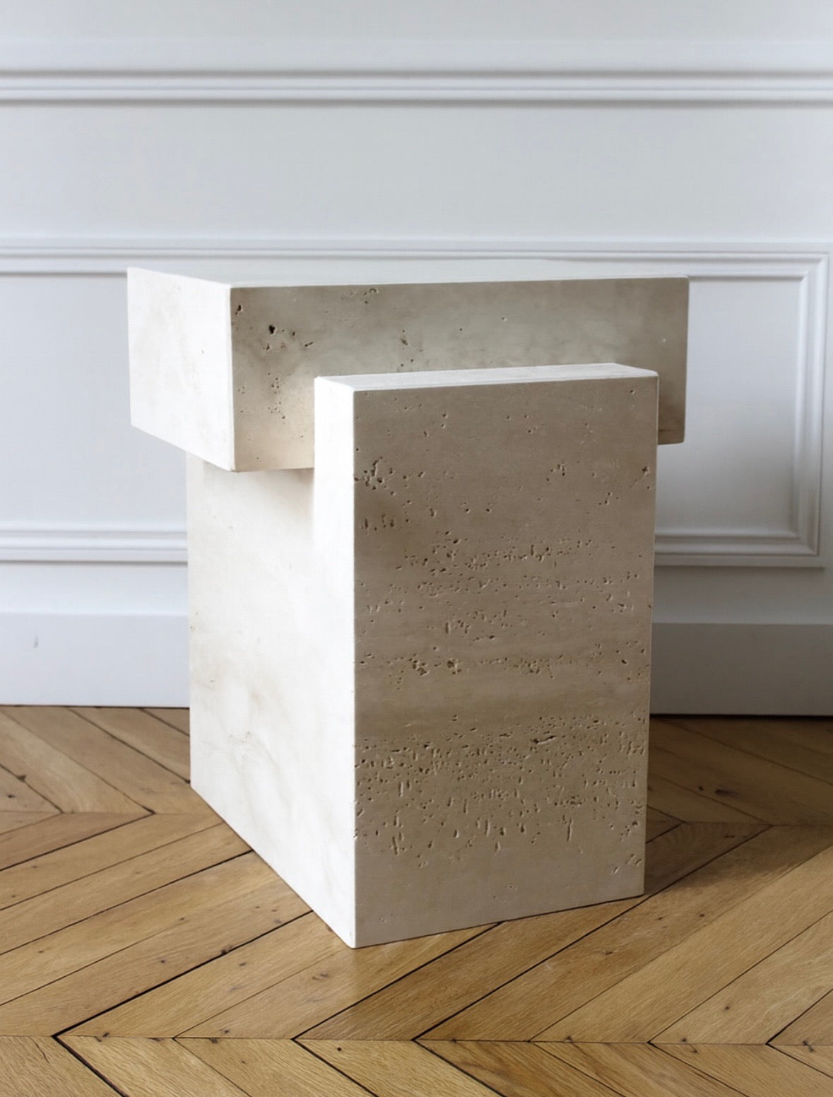 Ricardo side table