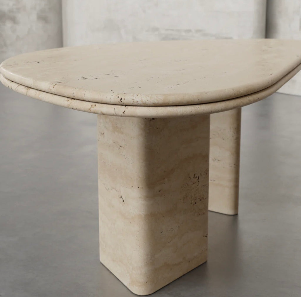 Roberto dinning table
