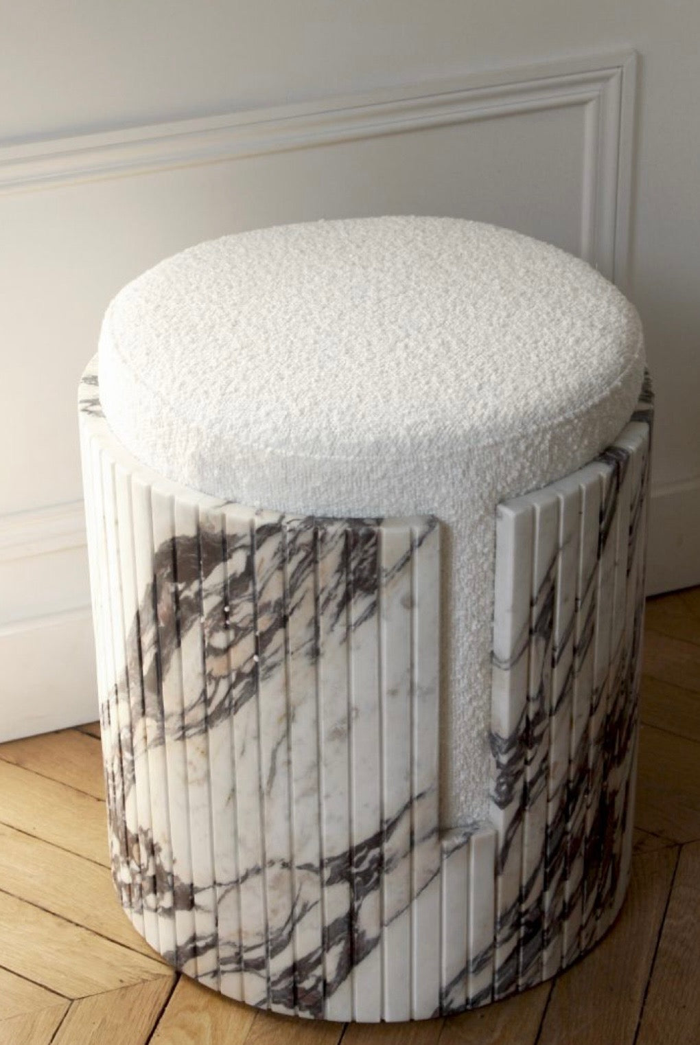 Boucle viola side table